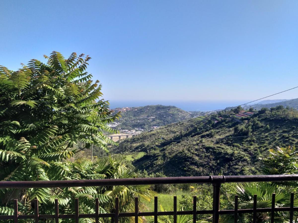 Detached House With Garden And Sea View Affittacamere Sanremo Esterno foto